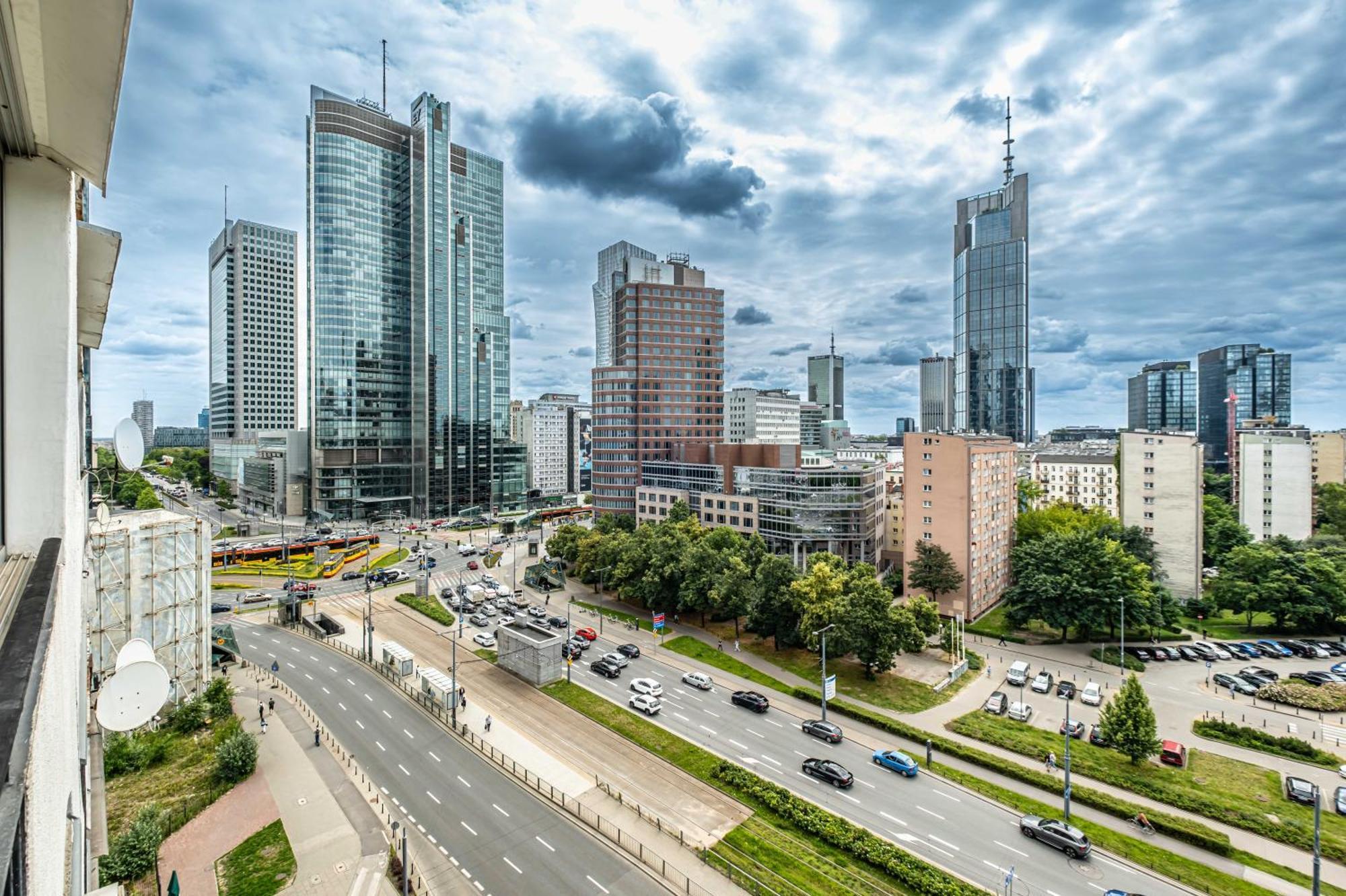 Center Tower View Apartment Warschau